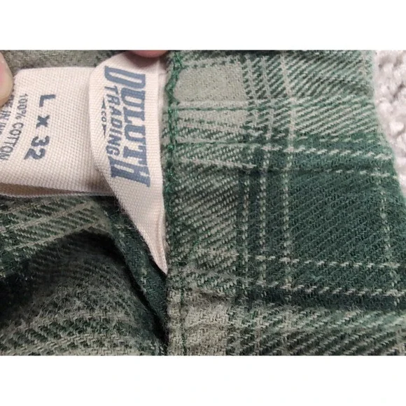Duluth Trading Co Mens Green Plaid Cargo Lounge Pants L x 32 Cotton 3237-86 - Picture 2 of 8